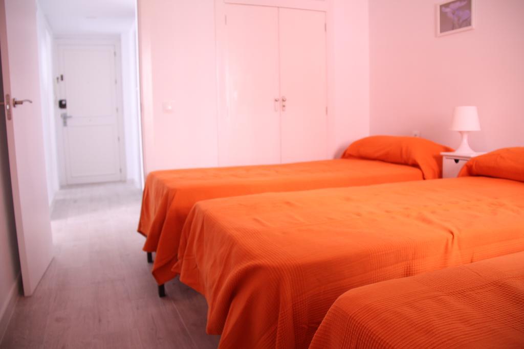 Apartamento Orange Triana Centro Севиля Екстериор снимка