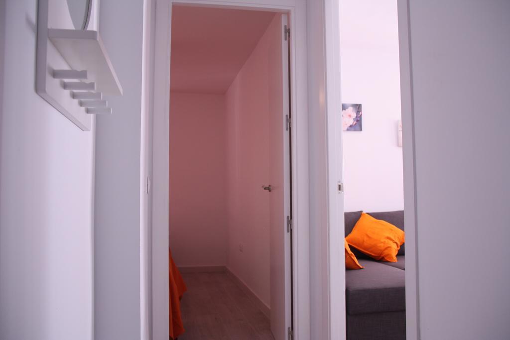 Apartamento Orange Triana Centro Севиля Екстериор снимка